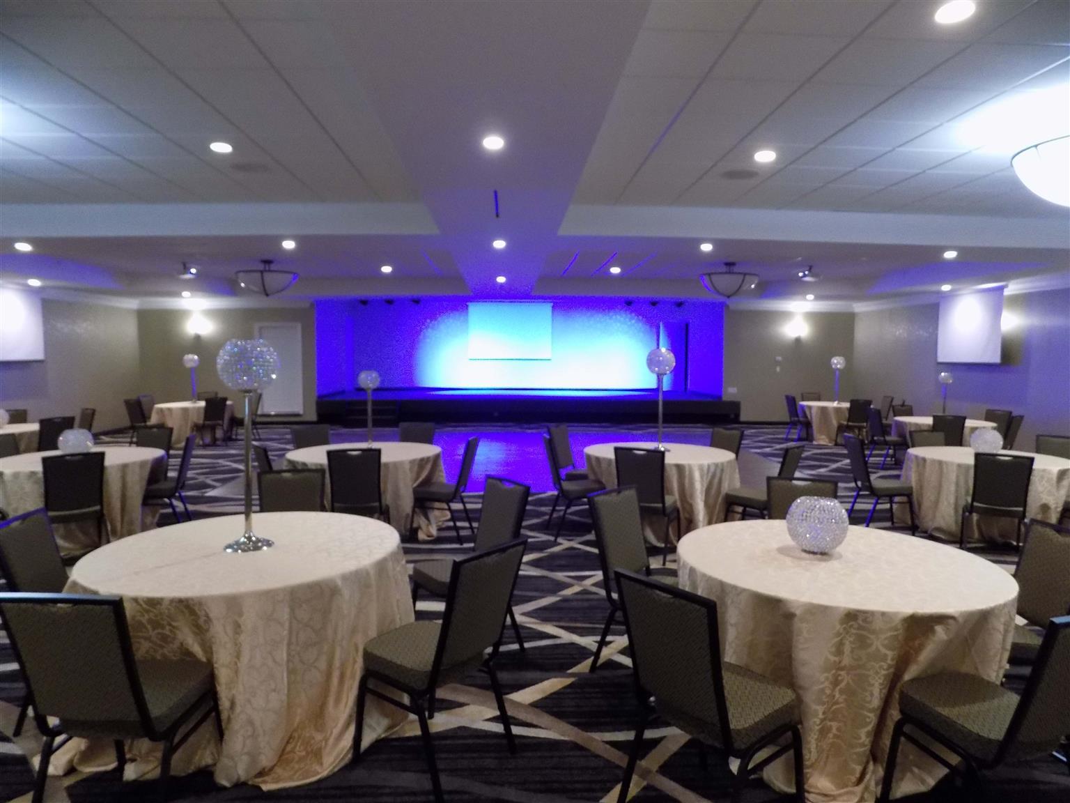 Western & Conference Centre 3*